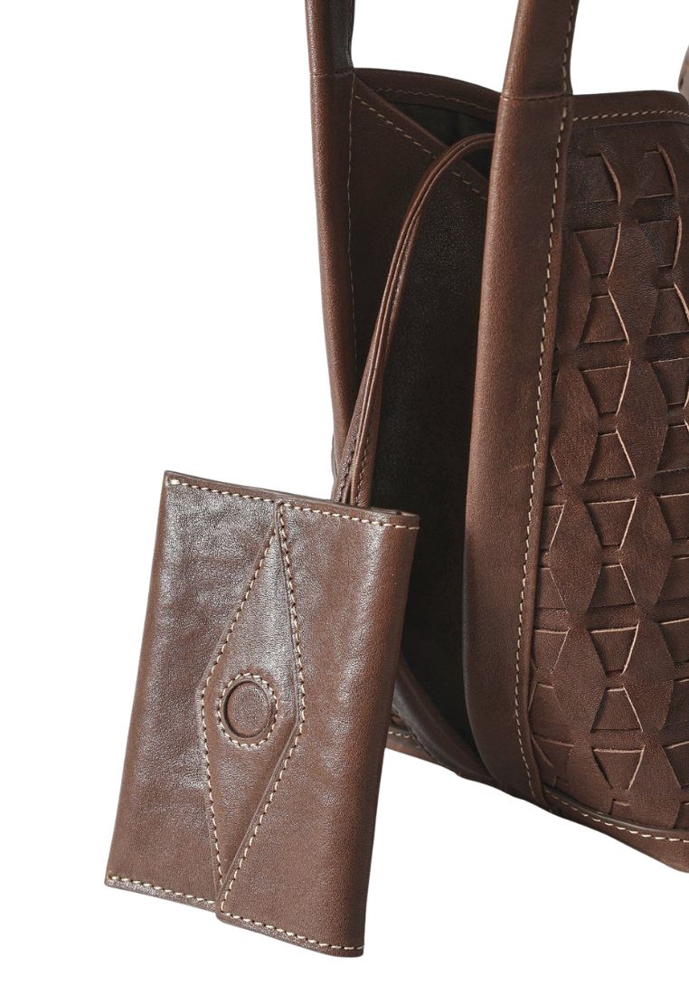 Lattice Bucket Bag - Sandal