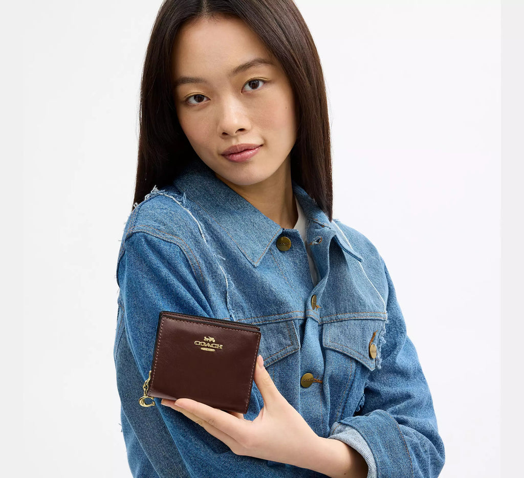 Snap Wallet With Charm Gold Maple