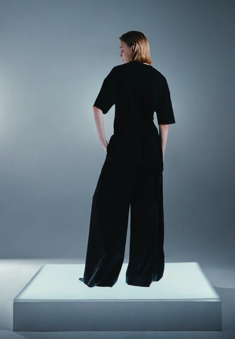 Unstoppably Top Black
