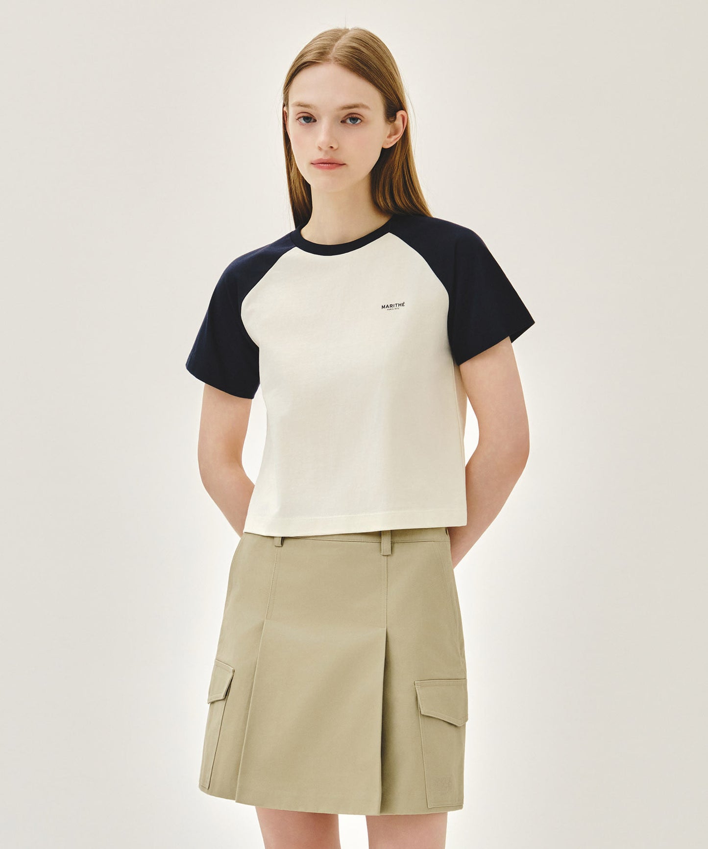 W SMALL REGULAR LOGO RAGLAN CROP TEE navy